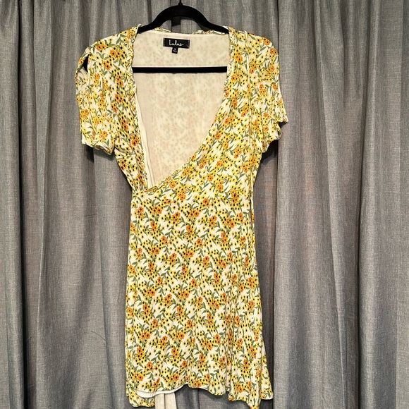 Dress - Picture 4 of 4